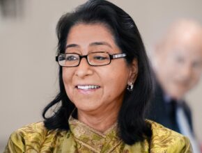 Naina Lal Kidwai Net Worth