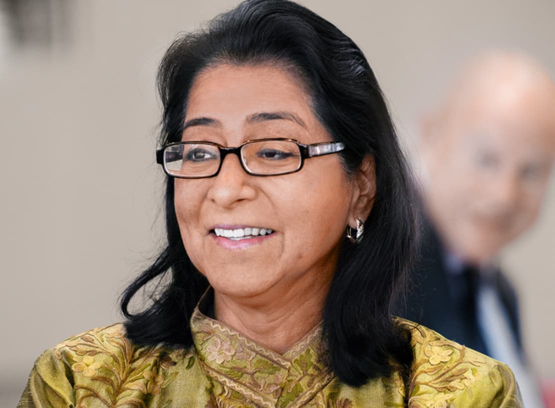 Naina Lal Kidwai Net Worth